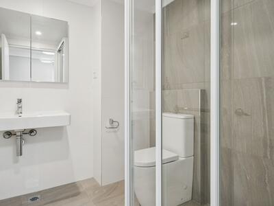 210/2-8 Kitchener Street