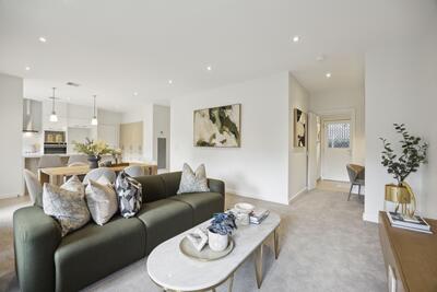 142/33 Lomandra Way