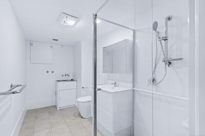 404/61 Explorer Drive