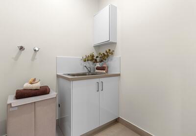 305/37-43 Victoria Street