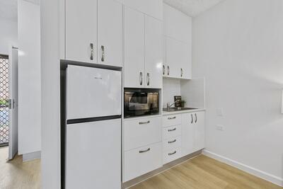 201/35 Lindsay Road