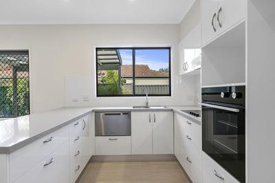 130/37 View Mount Road