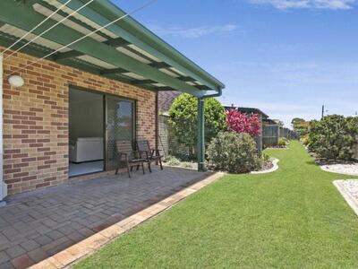 144/83 Freeth Street West