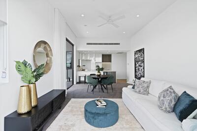 1313/2 Symphony Way