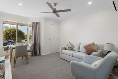45/104 Country Club Drive