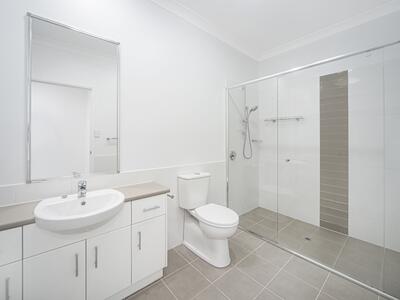 24/62 Island Point Road