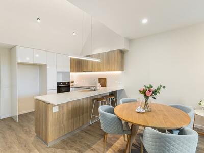 2207/7 Braddock Street