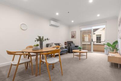 208/562 Bluff Road