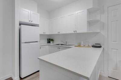 203/10 Minkara Road