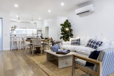 MS/014 Moorhen Street