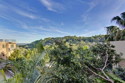154/10 Minkara Road