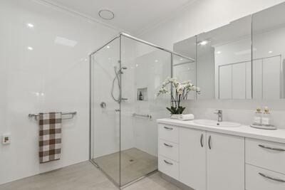 223/562 Bluff Road