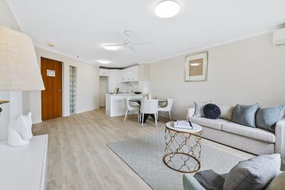 413/61 Explorer Drive