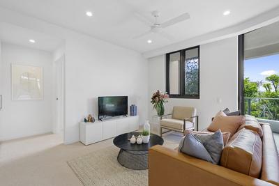 S206/469 Sandgate Road