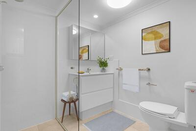 251/1-3 Ingram Place