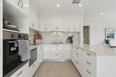 14/6 Melville Park Drive