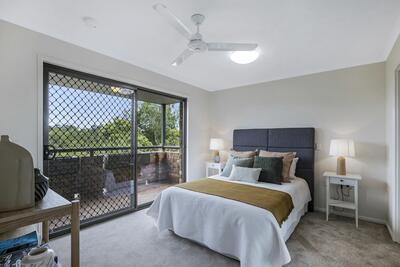 E12/61 Explorer Drive