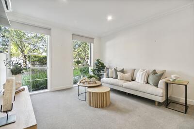 207/562 Bluff Road
