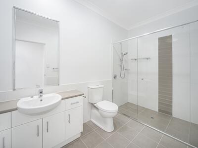 24/62 Island Point Road