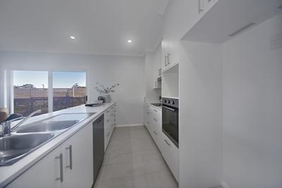 140/62 Island Point Road