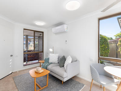5/239 McCullough Street