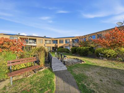 208/57 Cadbury Road