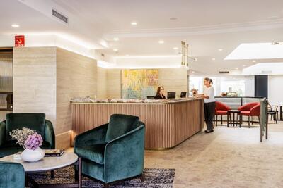 5/6 Hale Road