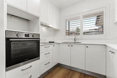 19/31 Crookston Drive