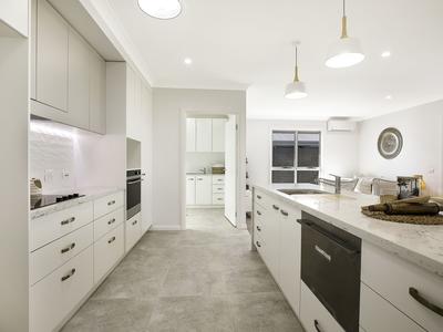13/33 Shearwater Drive