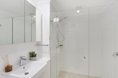 154/10 Minkara Road