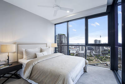 1705/50 Longland Street