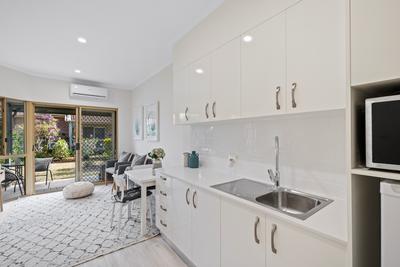 16/100 Albany Creek Road