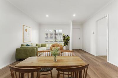 19/31 Crookston Drive