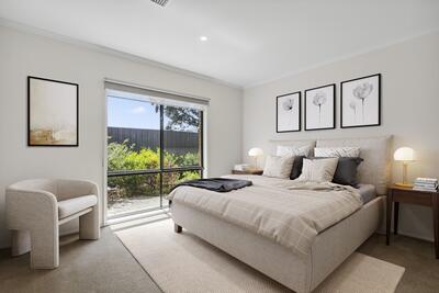 185/2 Rochester Parade