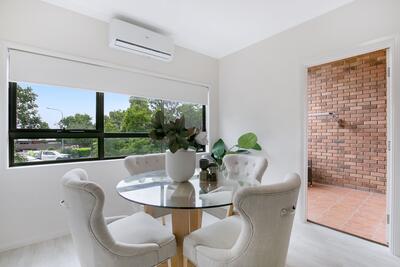 321/61 Explorer Drive