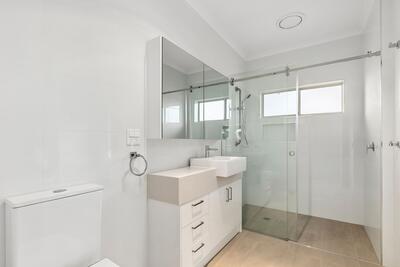 12 Telopea Grove