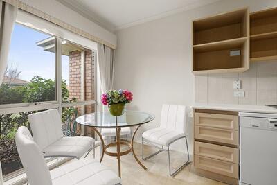 89/45 Cornish Street