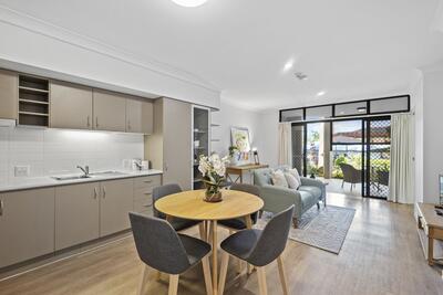 96/24-30 Sunningdale Avenue