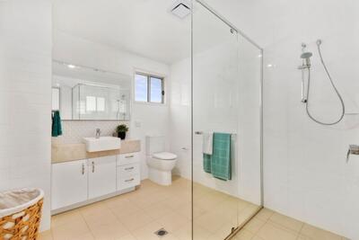 Y26/356 Blunder Road