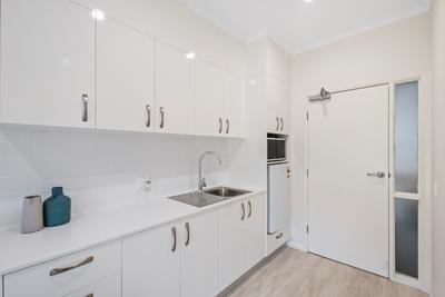 16/100 Albany Creek Road