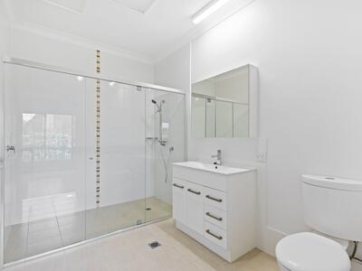 241/42 Ridley Road