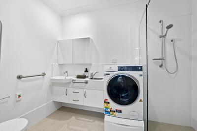 204/66 Bainbridge Street