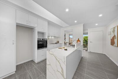 8/57 Cadbury Road