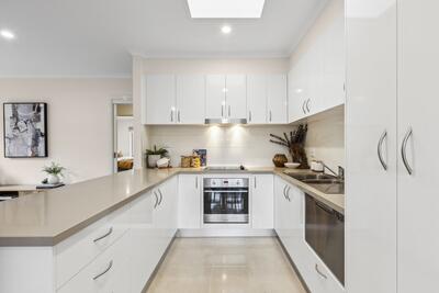 41/100 Station Street