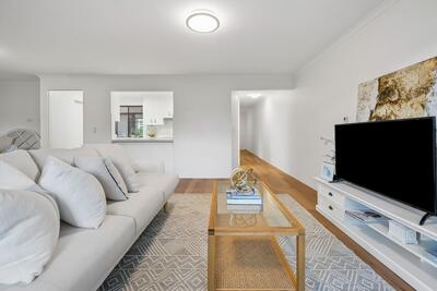 57/2 Ulmarra Place
