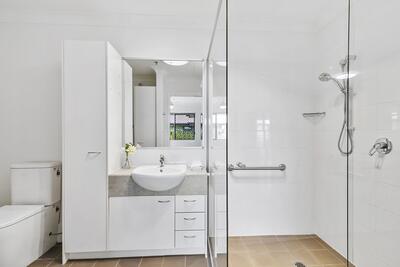 13/23 Adelaide Drive
