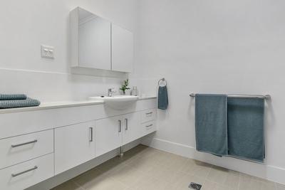 259/66 Bainbridge Street