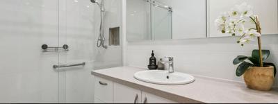 141/41 Craig Road