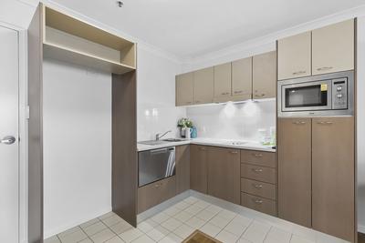 03/23 Adelaide Drive