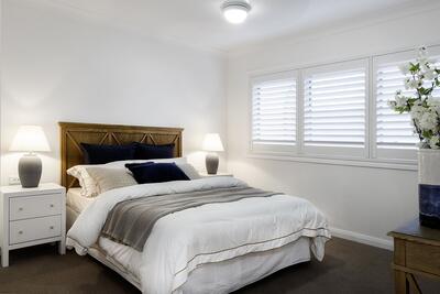 MS/014 Moorhen Street